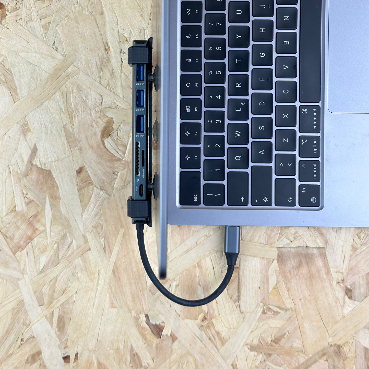 7-in-1 USBC sticky dongle