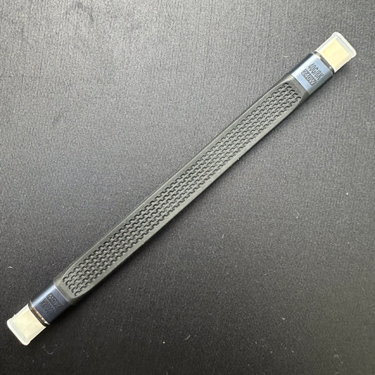 High-Speed 13cm (5 in.) USB-C 40Gbps