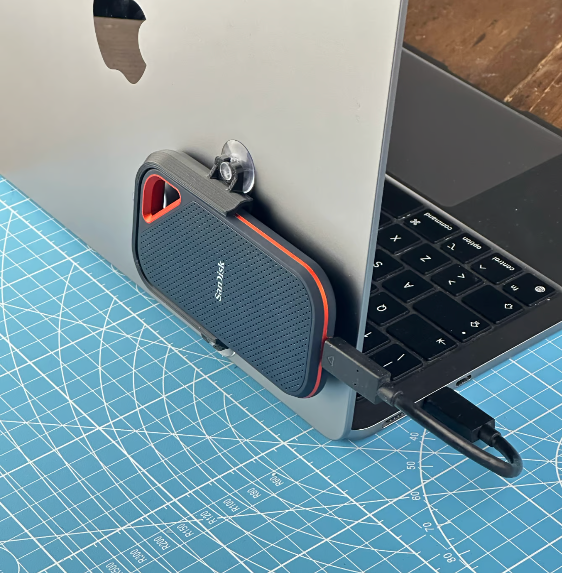 Rack for SanDisk Extreme Pro