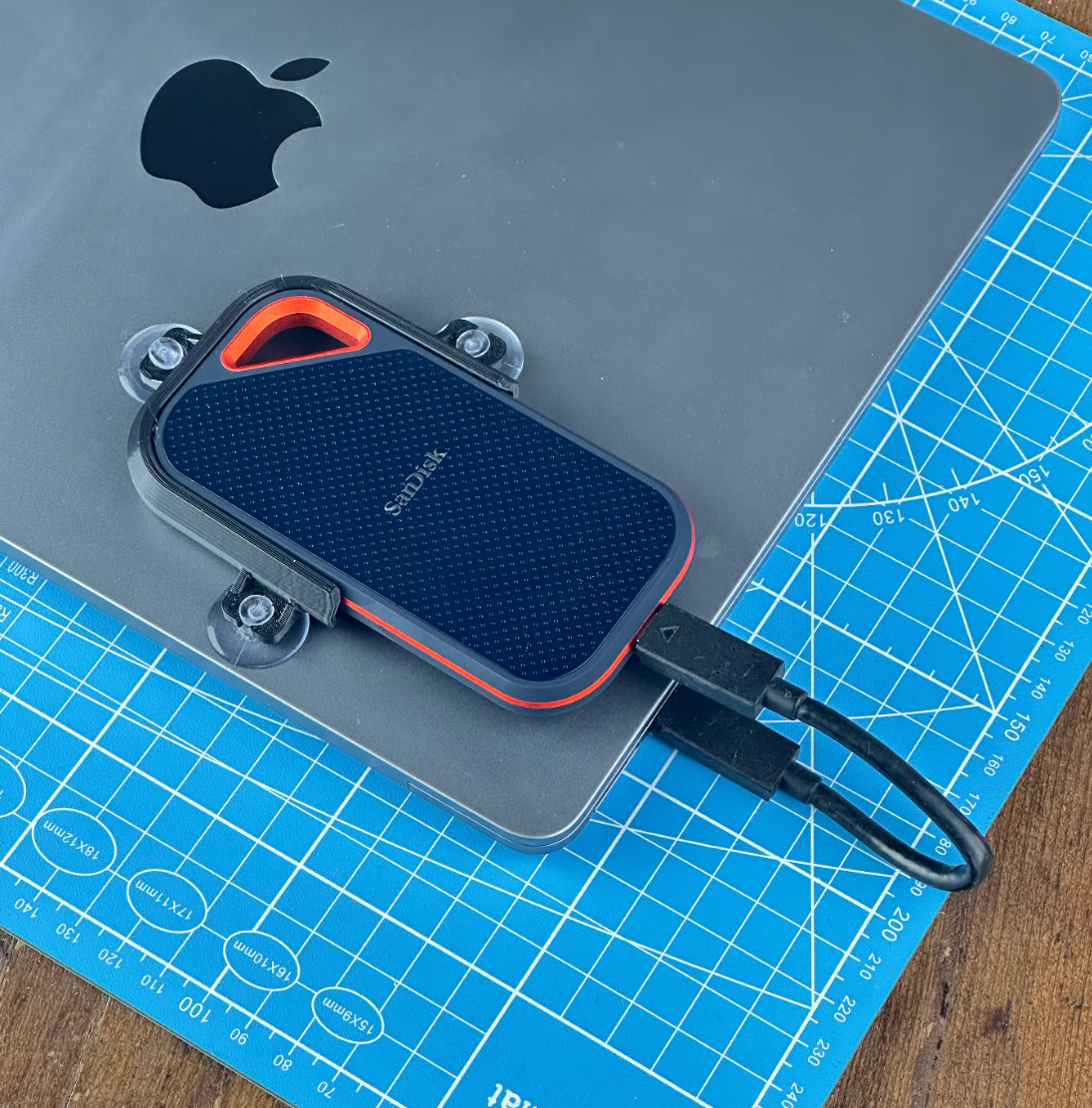 Rack for SanDisk Extreme Pro